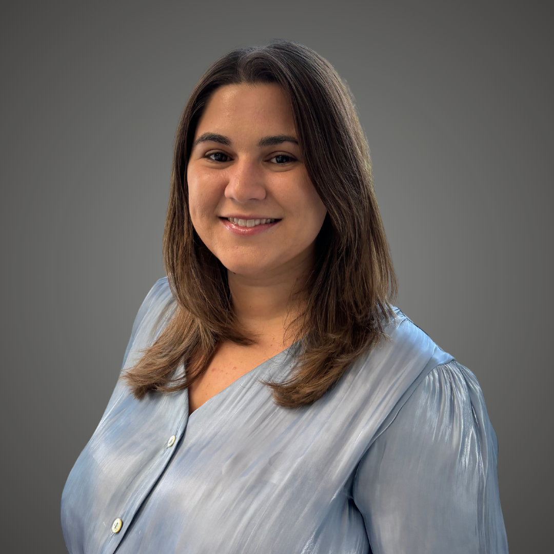 Gianna Batagllia - Legal Assistant - VisaNation Team Photo